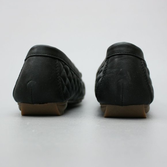 Ball-Band Ladies 10 Flare Black Slip-on Flats Moc-toe Quilted Moccasin Loafers - Picture 4 of 10